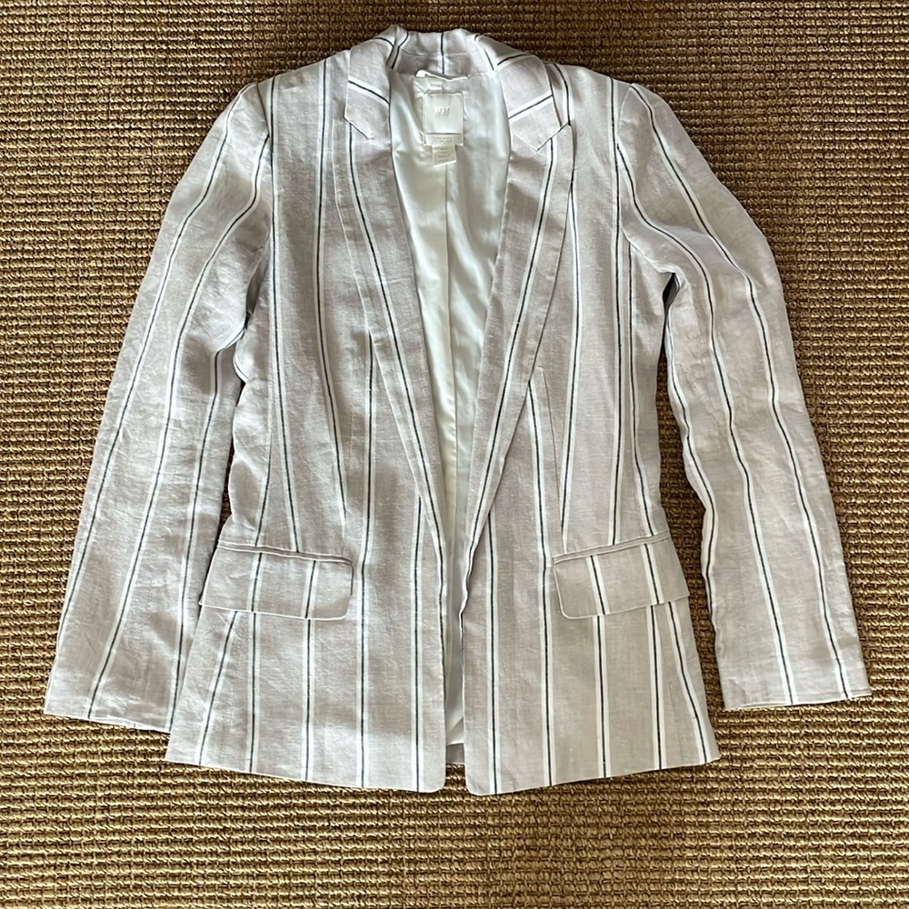 H&M linen pinstriped cream blazer size 0